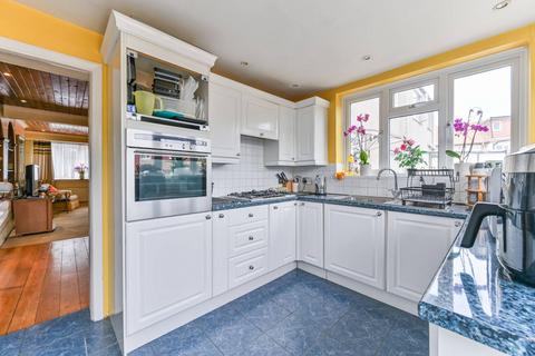 5 Eldertree Way, Mitcham, CR4 1AJ