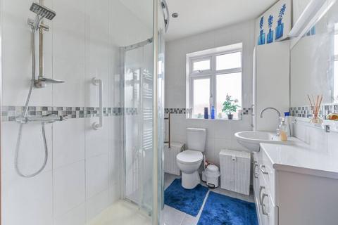 5 Eldertree Way, Mitcham, CR4 1AJ