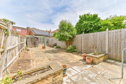 5 Eldertree Way, Mitcham, CR4 1AJ