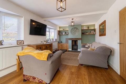 White Cottage Grange Lane, Lower Broadheath, Worcester, WR2 6RW