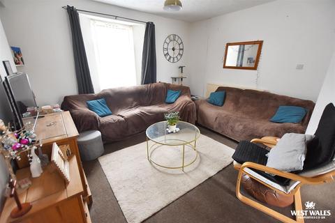 3 bedroom terraced house for sale, Lewis Street, Pembroke Dock