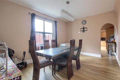 6 bedroom semi-detached house for sale, Cambridge Road, Linthorpe