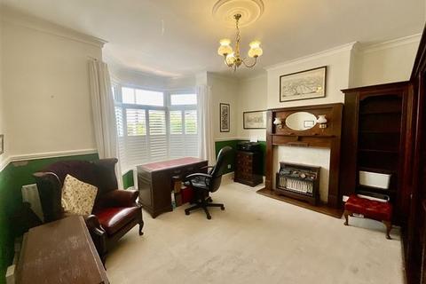 4 bedroom semi-detached house for sale, Aughton Road, Swallownest, Sheffield, Rotherham, S26 4TG