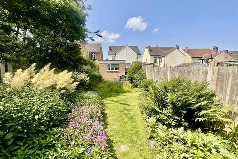 4 bedroom semi-detached house for sale, Aughton Road, Swallownest, Sheffield, Rotherham, S26 4TG