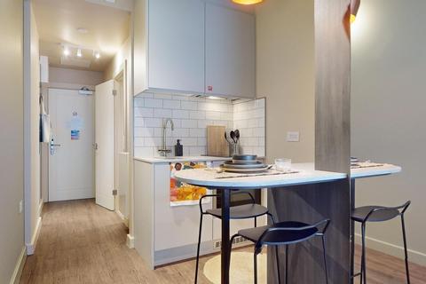 Studio to rent, Crossharbour Plaza