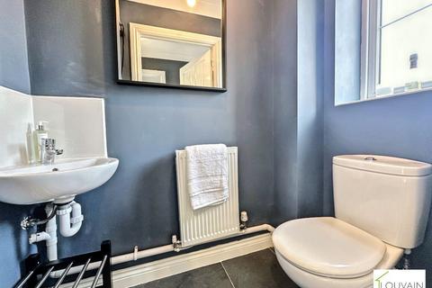 2 bedroom semi-detached house for sale, Larch Lane, Tredegar