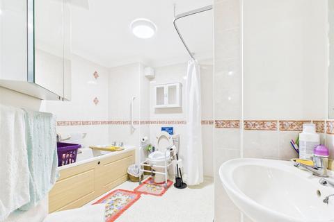 2 bedroom apartment for sale, Highview Court, 46 Wortley Road, Highcliffe, Christchurch, BH23