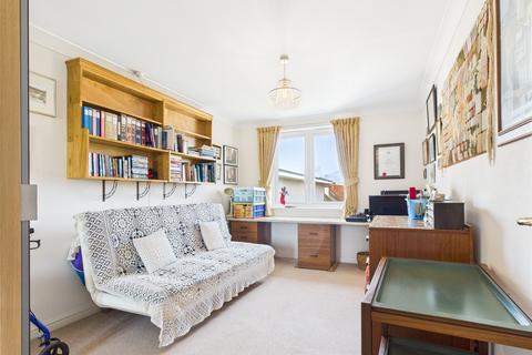 2 bedroom apartment for sale, Highview Court, 46 Wortley Road, Highcliffe, Christchurch, BH23
