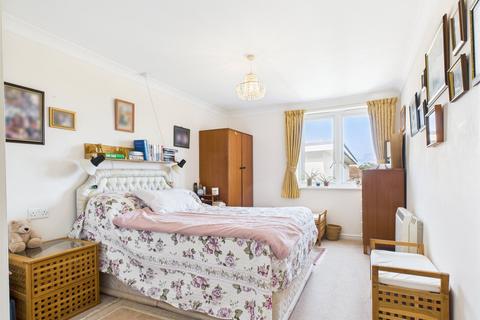 2 bedroom apartment for sale, Highview Court, 46 Wortley Road, Highcliffe, Christchurch, BH23