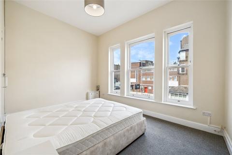 2 bedroom apartment to rent, Balham High Road, London, SW12