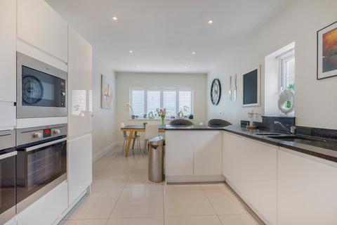 4 bedroom semi-detached house for sale, Mortimer Crescent, St. Albans AL3