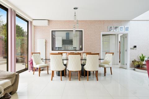 158 Banstead Road, Banstead, SM7 1QG