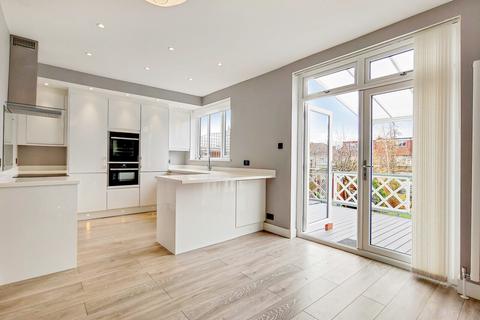 5 bedroom semi-detached house for sale, Parkway, Raynes Park SW20