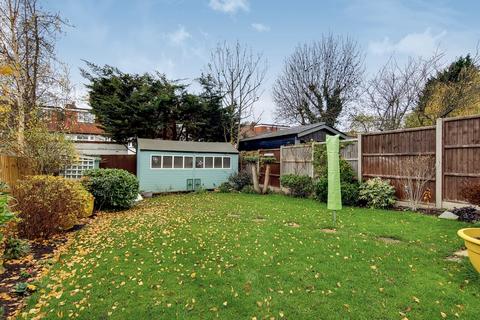 5 bedroom semi-detached house for sale, Parkway, Raynes Park SW20