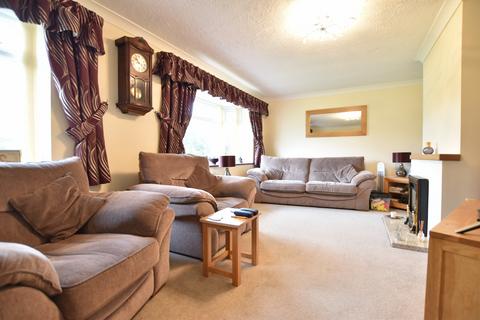 undefined, Willow Road, Worcestershire WR11