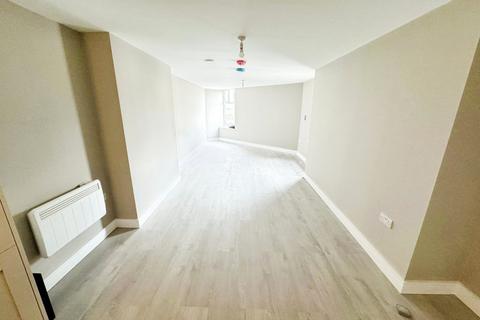 1 bedroom apartment to rent, Piccadilly, Staffordshire ST1