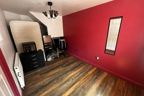 41 Eccles Way, Nottingham, NG3 3DG
