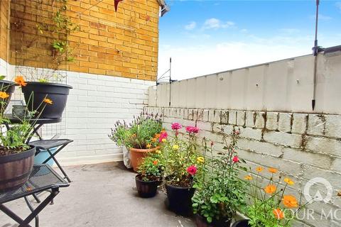 7 Hookfields, Northfleet, Gravesend, DA11 8PT