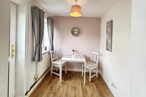 2 bedroom terraced house for sale, Meadow Way, Lincoln LN4