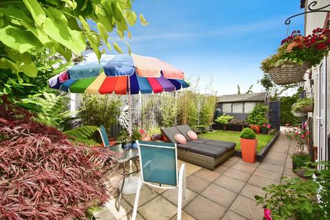 3 bedroom bungalow for sale, Birling Road, Kent ME6