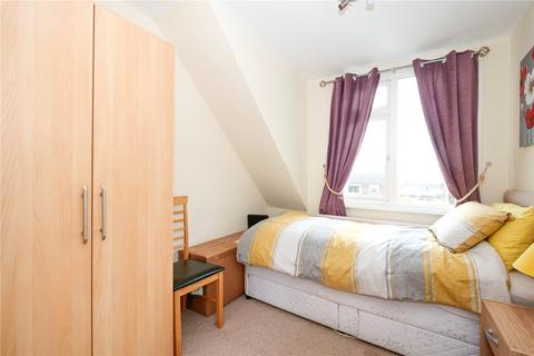 14 Cornwall Crescent, Baildon, Shipley, BD17 5LR