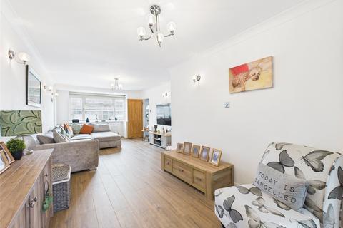 39 Sheridan Close, Romford, RM3 7EX