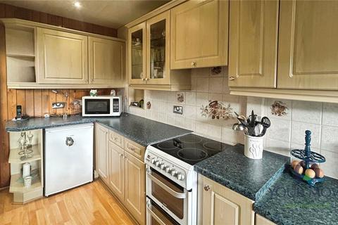 3 bedroom semi-detached house for sale, Brownlow Avenue, Oldham OL2