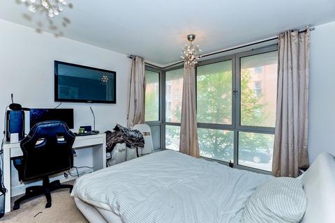 1 bedroom flat to rent, Unicorn House Cross Street, Portsmouth PO1