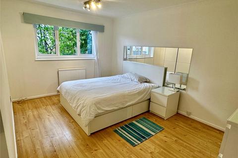 undefined, Apeldoorn Drive, Wallington SM6