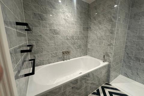 2 bedroom flat to rent, Wardian 2