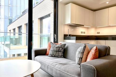 1 bedroom flat to rent, Goodman's Field 9