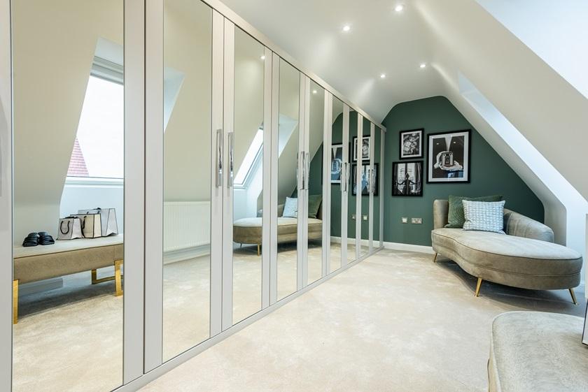 Moreton Bedroom Dressing Area