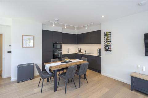 1, Williams Court, 24a Caxton Road, London, SW19 8SJ
