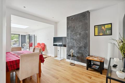 41 Sparrow Farm Road, Epsom, KT17 2JJ