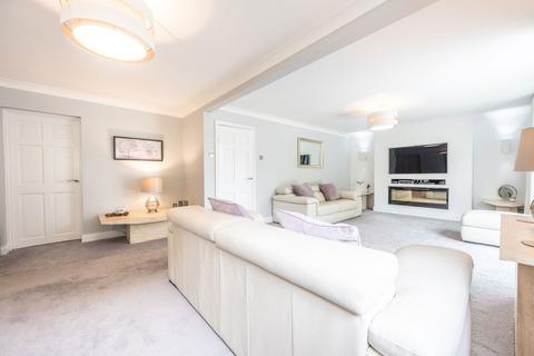 4 bedroom detached house for sale, Segensworth Road, Fareham PO15