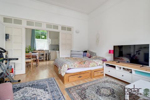 1 bedroom flat for sale, Loveridge Road, West Hampstead NW6