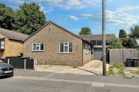 3 bedroom detached bungalow for sale, Mereside, Soham
