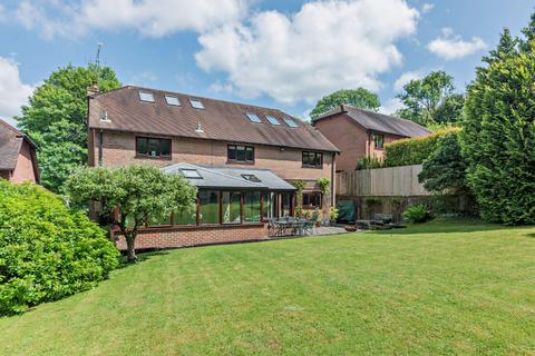 5 bedroom detached house for sale, Hill Gardens, Streatley, Berkshire