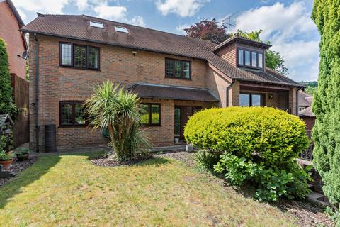 undefined, Hill Gardens, Streatley, Berkshire