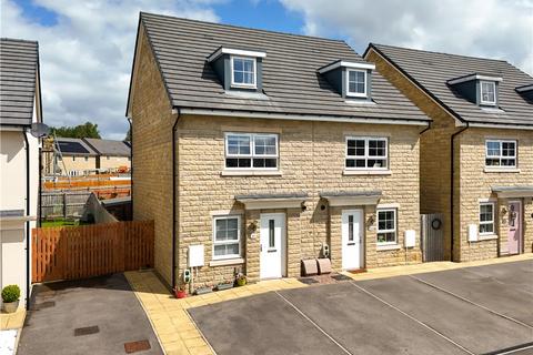 3 bedroom semi-detached house for sale, Fulton Crescent, Silsden, Keighley, West Yorkshire, BD20