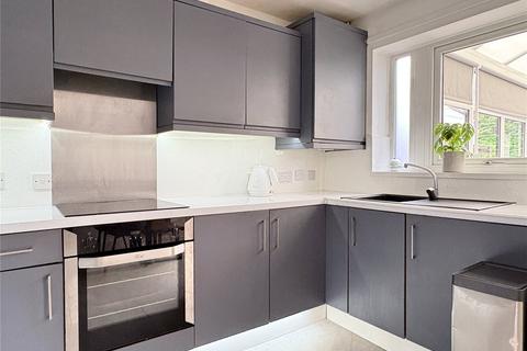 6 Charles Shaw Close, Oldham, OL4 2JN