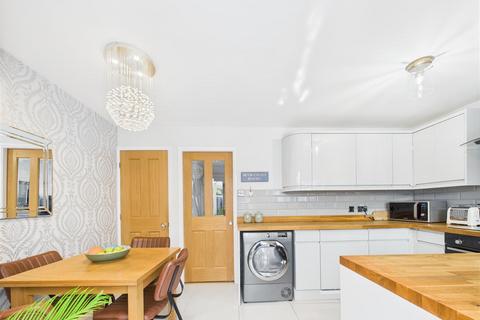 39 Bielby Drive, Beverley, HU17 0RX