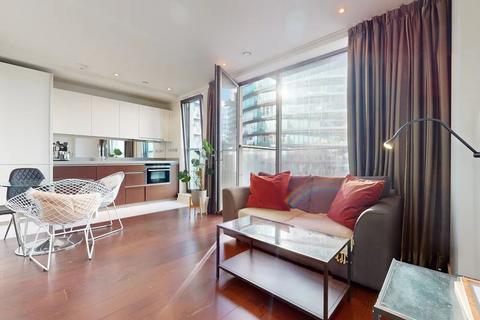 1 bedroom ground floor flat to rent, Baltimore Wharf, London E14