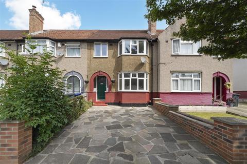 3 bedroom terraced house for sale, Cambridge Avenue, Greenford