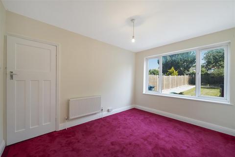 3 bedroom terraced house for sale, Cambridge Avenue, Greenford