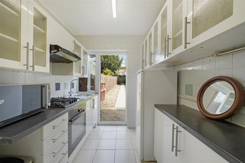 3 bedroom terraced house for sale, Cambridge Avenue, Greenford