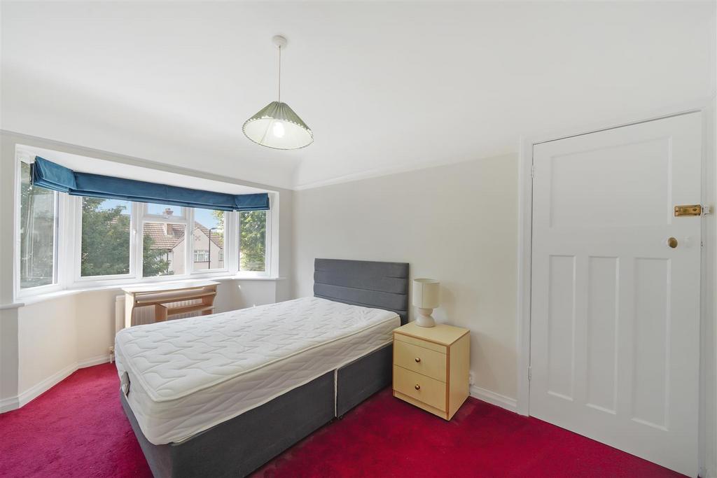 41 Cambridge Avenue - mrx LZbw G8 PLGb9k RPxkw.jpg