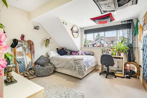 3 Martin Cooper Close, Caversham, Reading, RG4 6AE