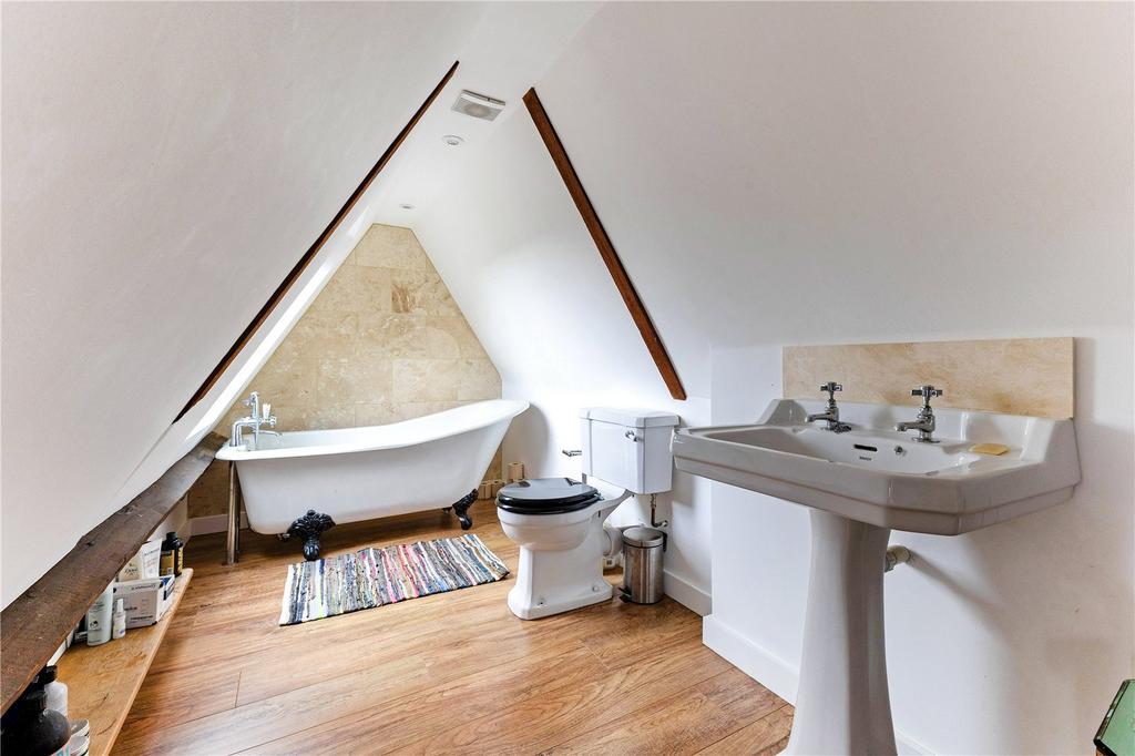 En Suite Bathroom