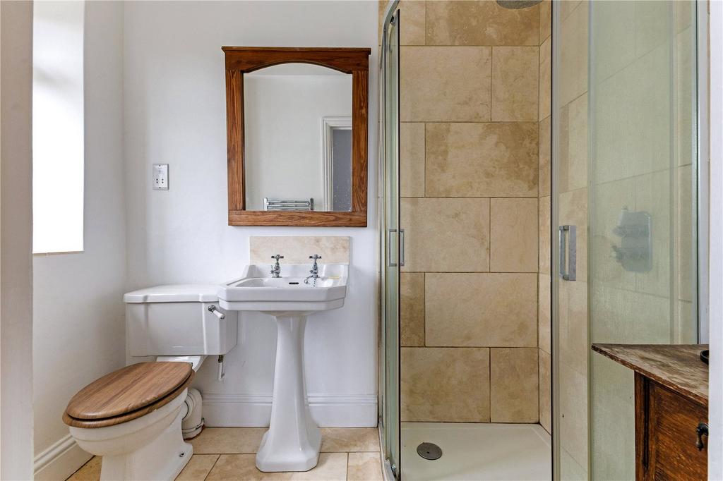 En Suite Shower Room